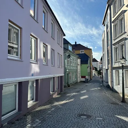 Charming Near Bryggen Apartment
